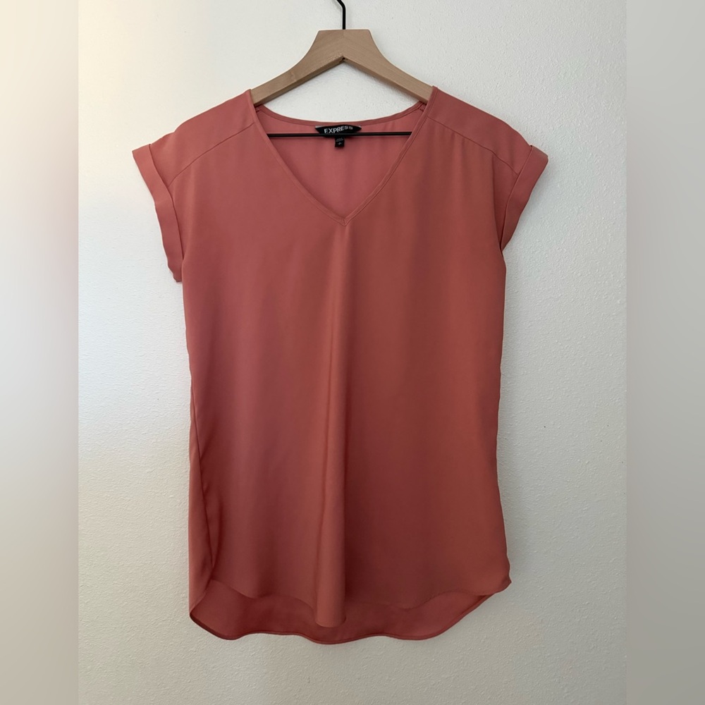 Express Women's Blush Blouse